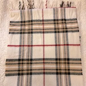 Plaid Scarf with Fringe and Twist Strand Tassels Women’s Ivory Tan Red Beige